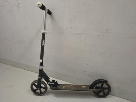 Kolobežka scooter 200,