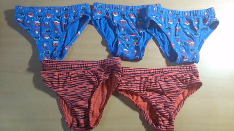 Slipy málo nosené až 6 ks na 3 roky , f&f,104