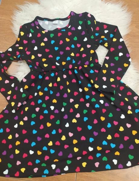 Srdiečkove šaty, 122