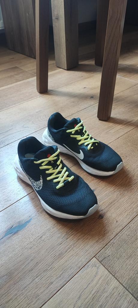 Nike priedušné tenisky, nike,36