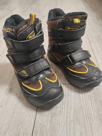 Zimne topanky crossroad, 27