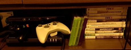 Xbox 360+kinect+hry+ovládače,
