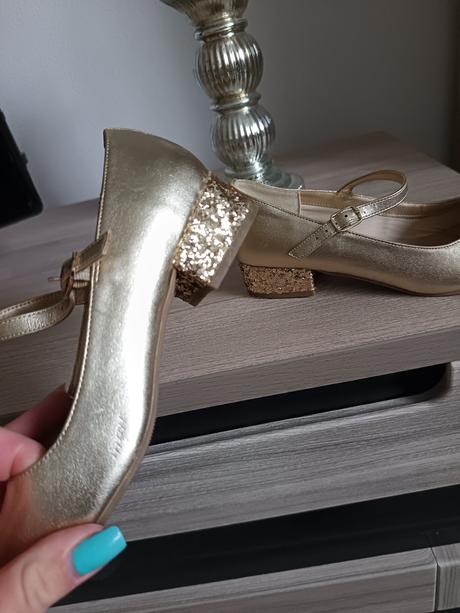 Nádherné topánočky s podpätkom, 36