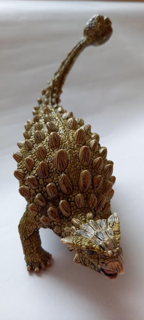 Schleich ankylosaurus, 
