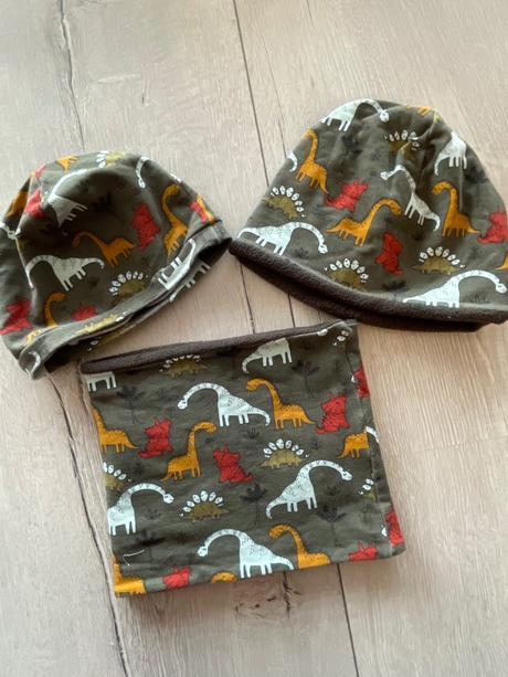 Teplý set čiapka a nákrčník + prechodná čiapka, 104