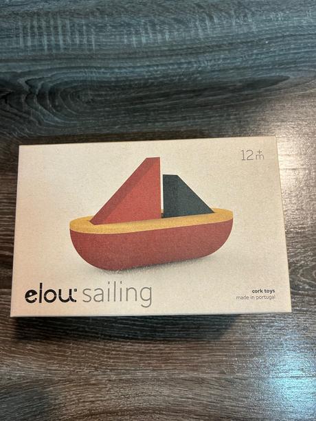 Elou korková plachetnica,