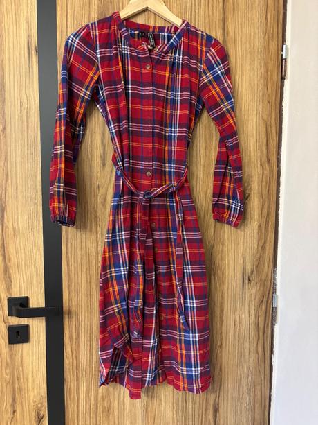 Šaty na jar/jeseň, s