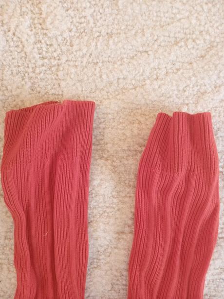 Futbalové štucne ( červené aj žlté), 