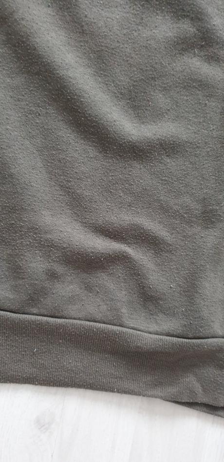 Mikina č.36, atmosphere,36