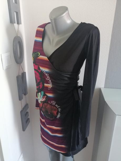 Elegantné šaty zn. desigual veľkosť s, desigual,s