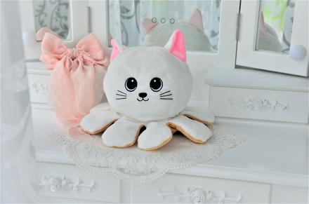 Plyšová obojstranná mačka,