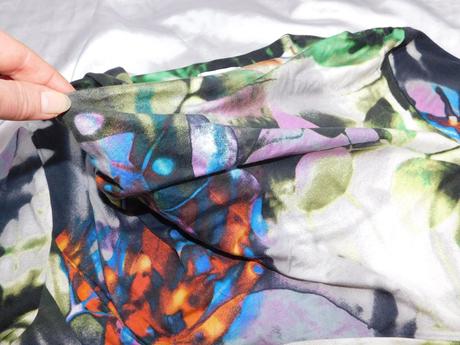 Luxusne upletove šaty, 46