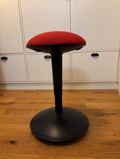 Stolicka ku klaviru, 