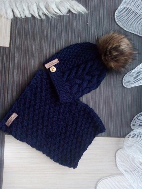 Čiapočka s brmbolcom+nakrcnik, 56 - 158