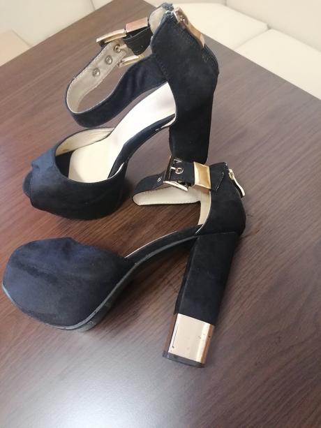 Extravagantné sandále na platforme, 36