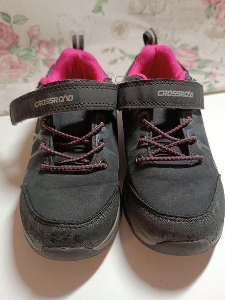 Turistické topánky, 31