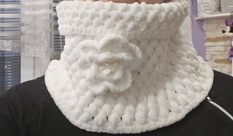 Predám handmade hačkované čiapky, deky, oblečenie, <50