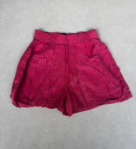 Štýlové vínové kraťasy značky zara veľkosť xs, zara,xs