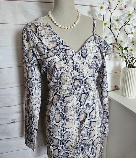 Krásne zaujímavé šaty love & other, l