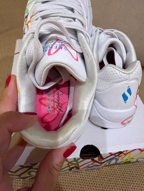 Skechers spread the love la, skechers,31