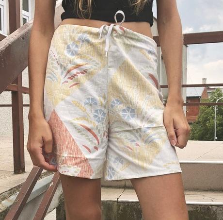 Farebné handmade kraťasy/ bermudy, xs