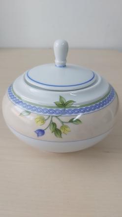 Dóza zn. guy degrenne (tulipano), 