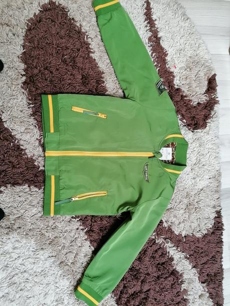 Tenucka vetrovka, 110