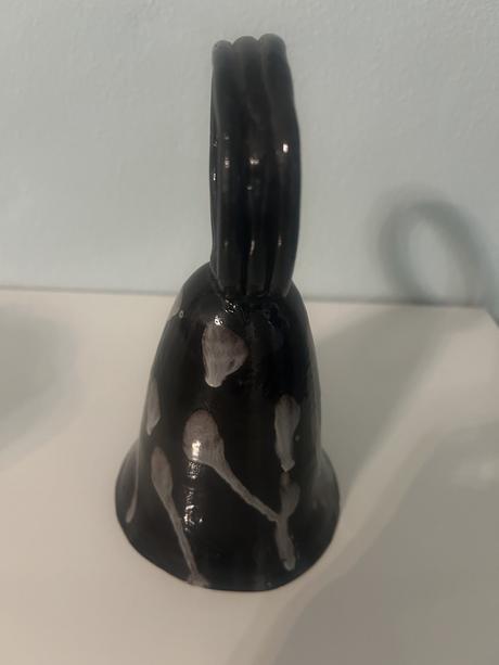 Veľký keramický zvonec z pálenej hliny, 