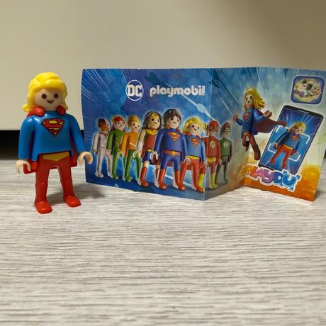 Kinder figúrka playmobil,