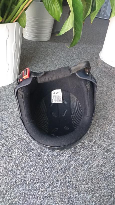 Leskla prilba carrera, xs