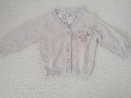 Svetrík s čipkou, 74