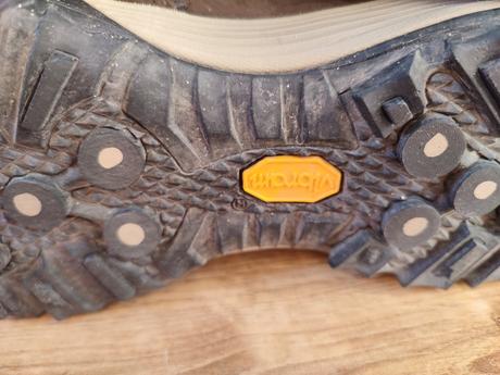 Vysoká turistická obuv meindl gore-tex, meindl,41