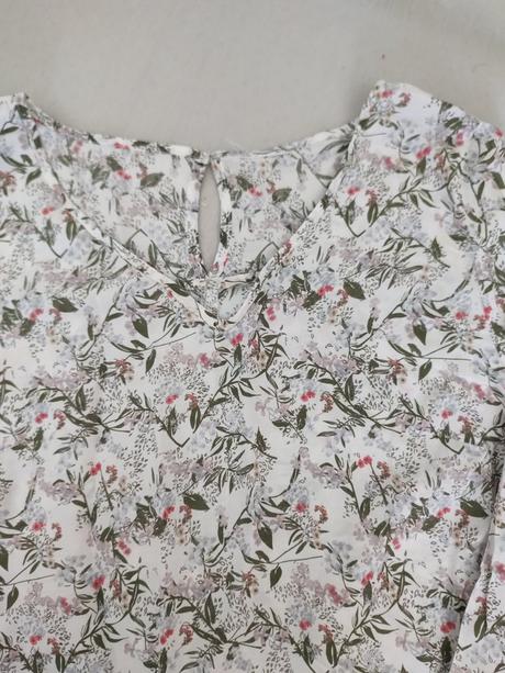 Jemná voľnejšie blúzka, l