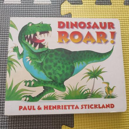 Dinosaur roar pevná väzba top stav - 2c,