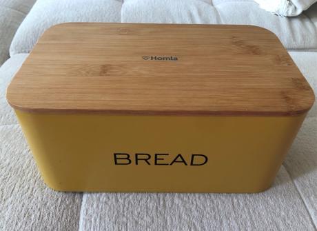 Žltý plechový chlebník homla, 