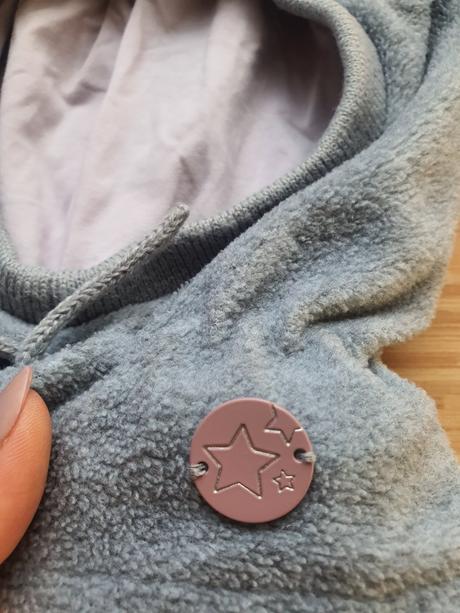 Tepla kukla, reserved,104