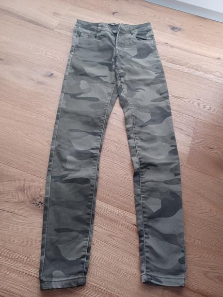 Nohavice cropp, 32