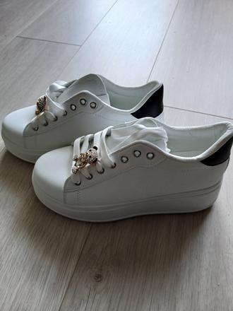 Tenisky na platforme, 38