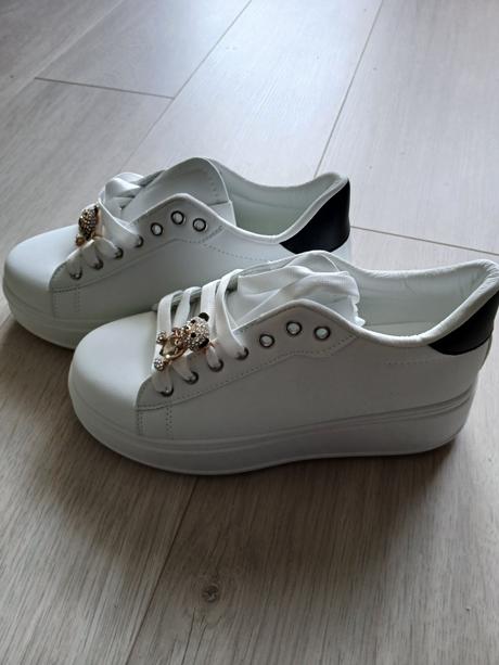 Tenisky na platforme, 38