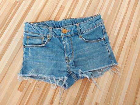 Šortky, zara,128
