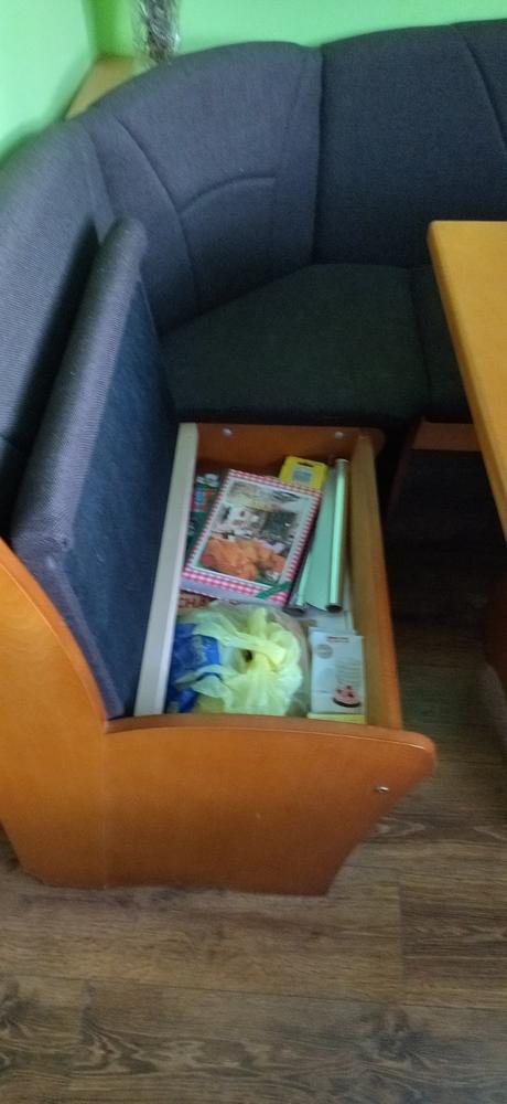 Lavica, stôl, stoličky, 