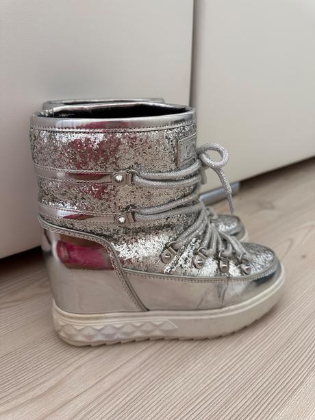 Guess snehule, guess,38