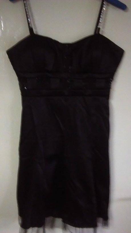 Čierne korzetove spoločenske šaty m, m