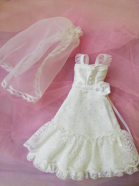 Svadobne saty pre barbi, 