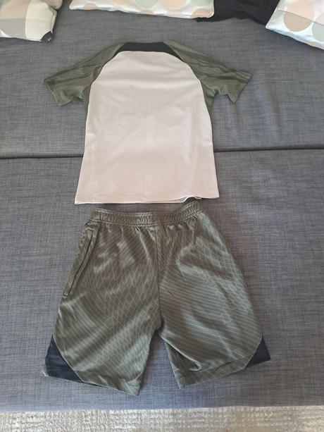 Predam fudbalovy dres nike, nike,146