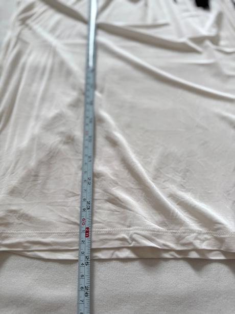 Elegantná blúzka top marella s 3d kvetmi, m