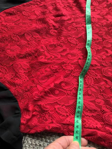 Vianočné šaty, 46