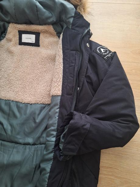 Chlapcenska parka 158, reserved,158