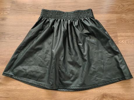 Koženková čierna sukňa, h&m,170