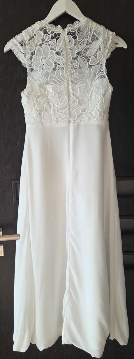 Šaty na 1.sväte prijímanie, 152